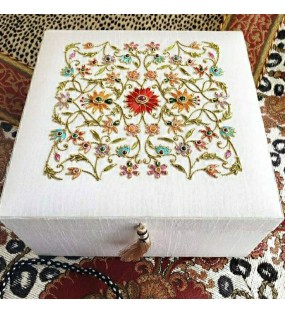 Offwhite Beautiful Embroidery Jewellery Box